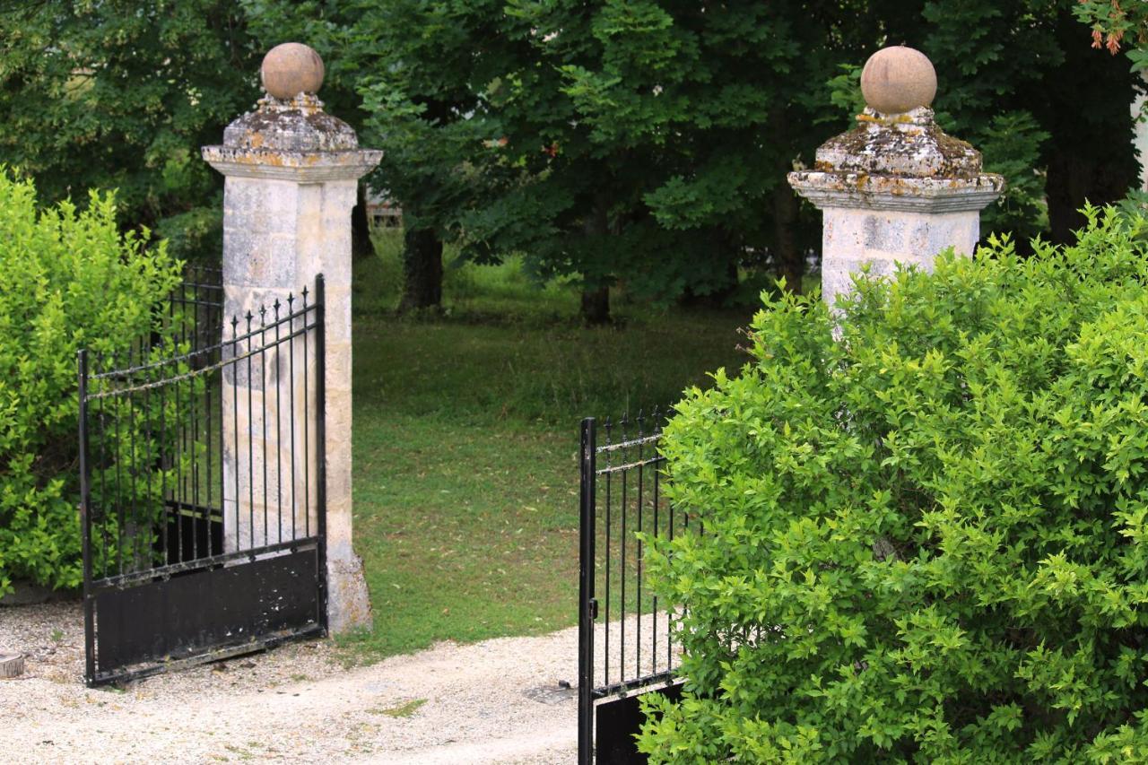 Appartamento La Maronniere Challignac Esterno foto