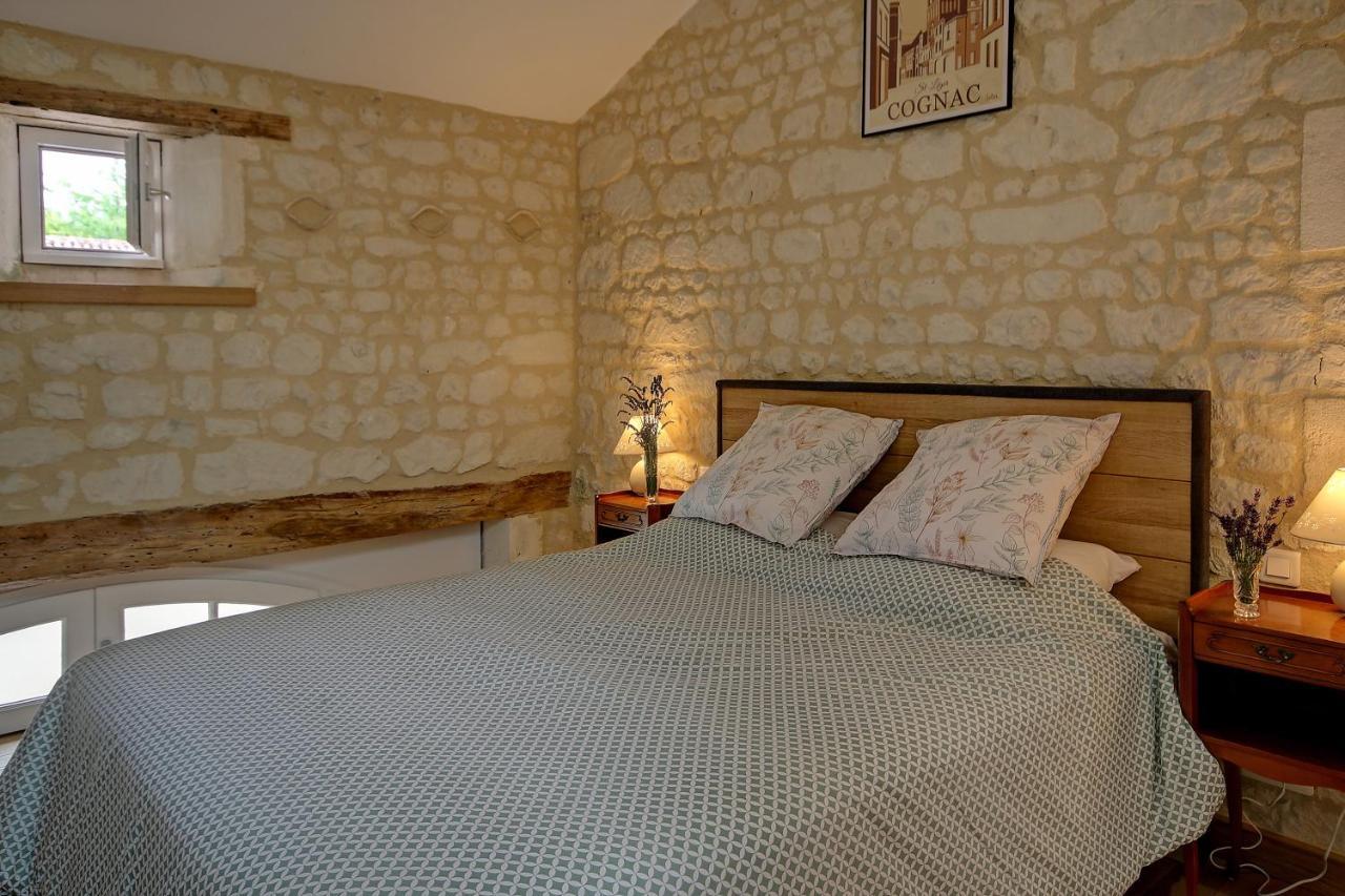 Appartamento La Maronniere Challignac Esterno foto