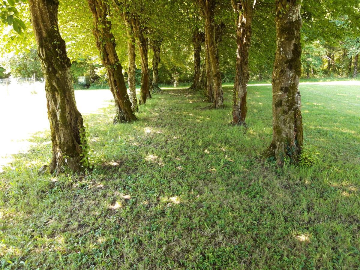 Appartamento La Maronniere Challignac Esterno foto