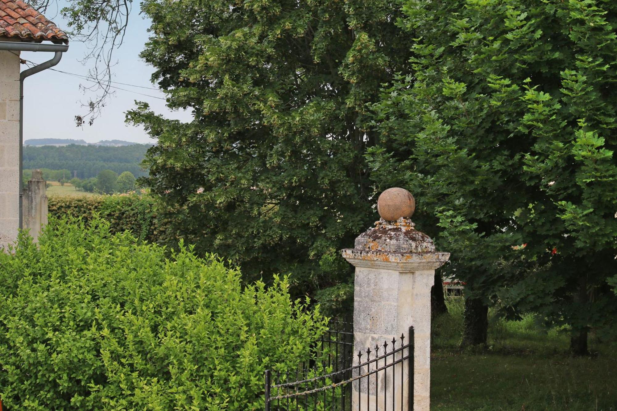 Appartamento La Maronniere Challignac Esterno foto